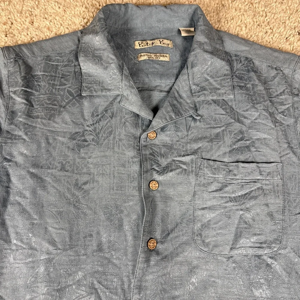 Batik Bay Men's L Bermuda‎ Blue Hawaiian Resort Button Down Cruise Shirt